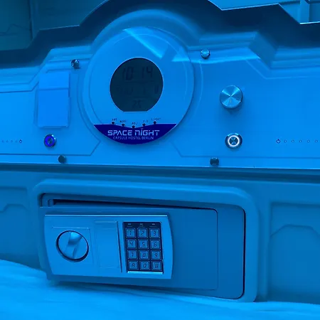 Space Night Capsule Hostel-3